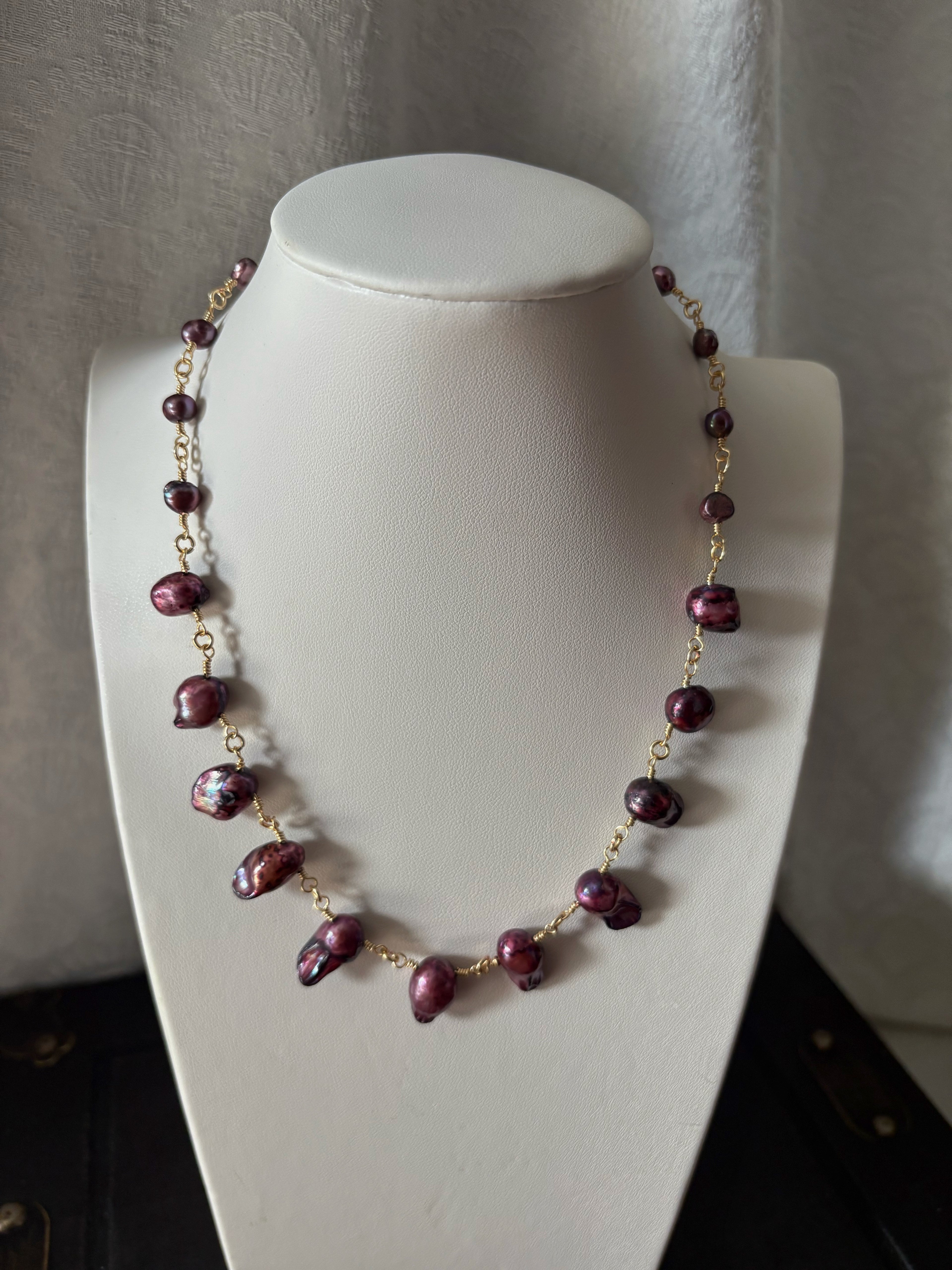 Eleanor's Pearl Necklace in Purple