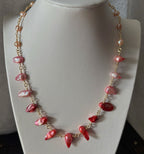 Eleanor's Pearl Necklace in Pink