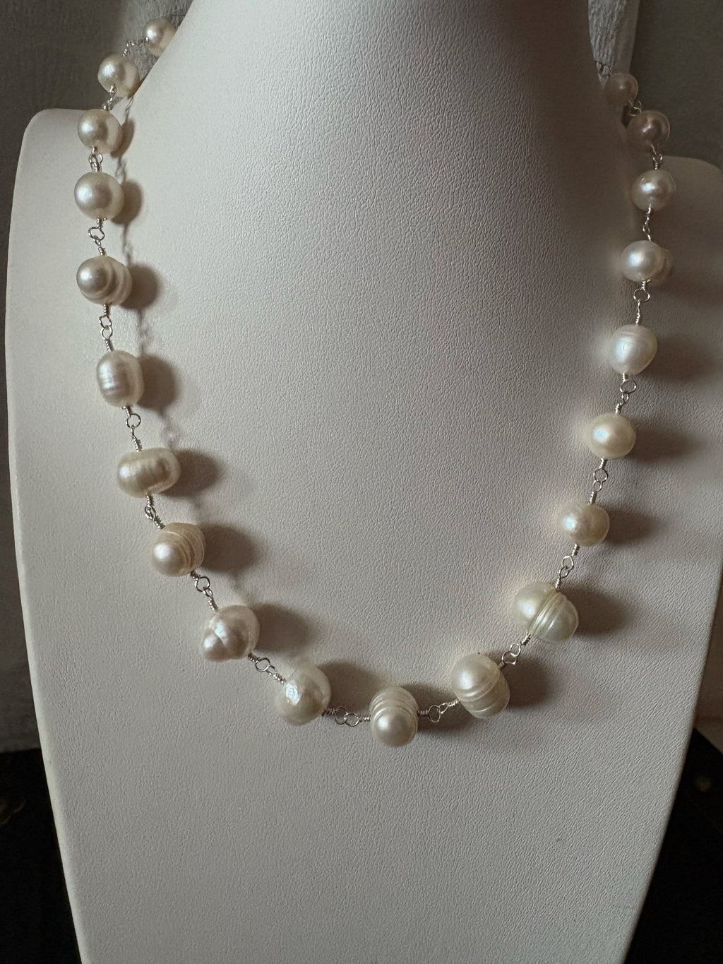 Large Pearl Necklace in Silver