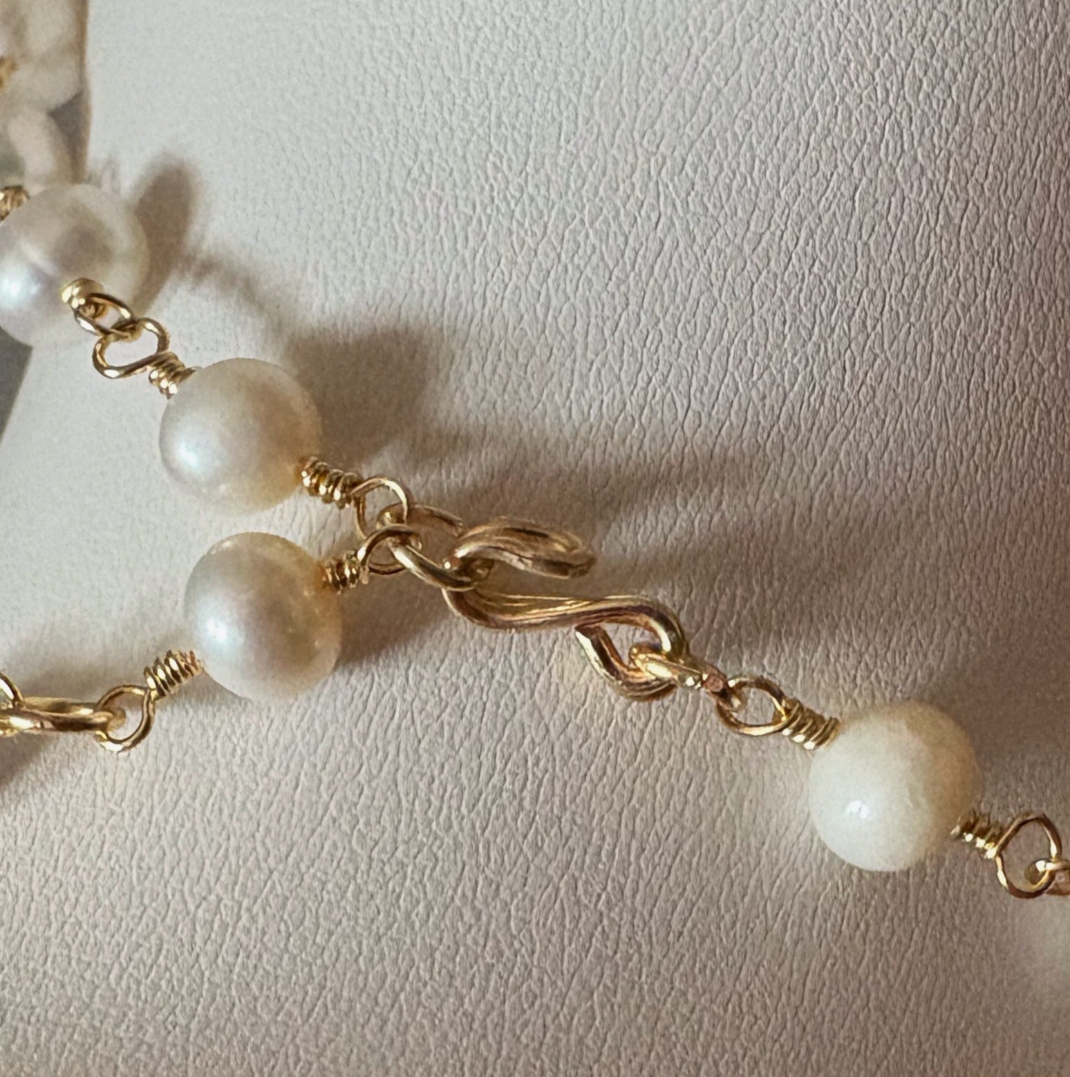 Large Pearl Necklace in Gold